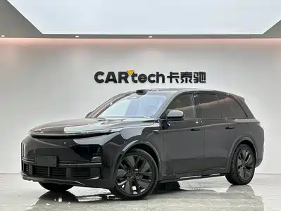 Li Auto L8 2025