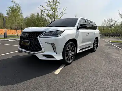 Lexus LX 2020