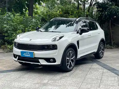 Lynk & Co 01 2018