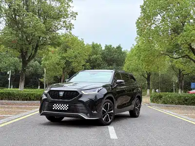 Toyota Crown Kluger 2021