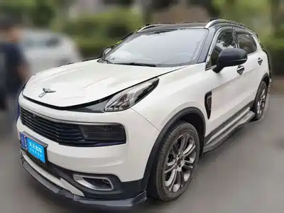 Lynk & Co 01 2019