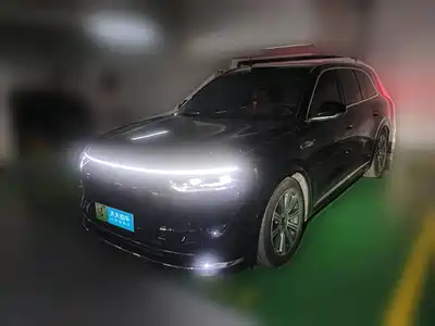 AITO Wenjie M8 2025