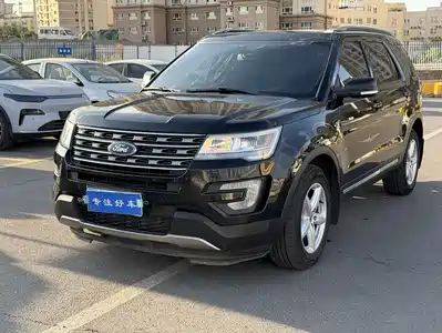 Ford Explorer (Import) 2018