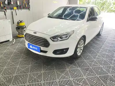 Ford Escort 2018