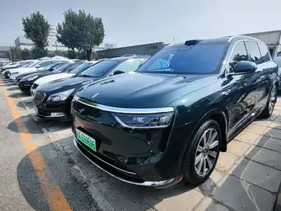 AITO Wenjie M8 2025