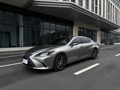Lexus ES 2024