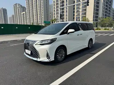 Lexus LM 2021