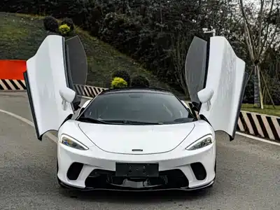 McLaren GT 2021