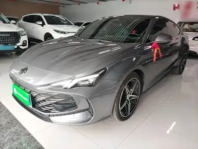 MG MG7 2025