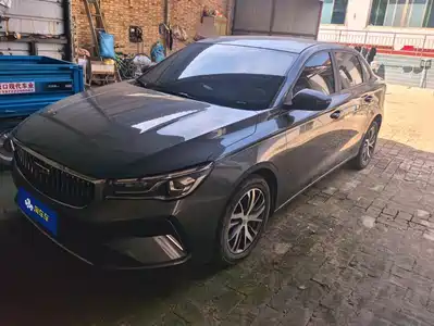 Geely Emgrand 2023