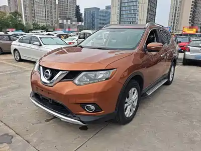 Nissan X-Trail 2015