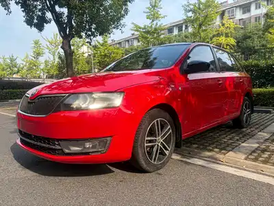 Škoda Rapid Spaceback 2014