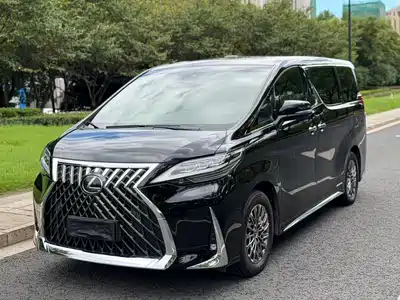 Lexus LM 2023
