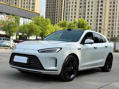 AITO Wenjie M5 2025