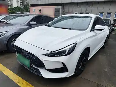 MG MG5 2021