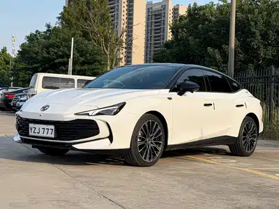 MG MG7 2025