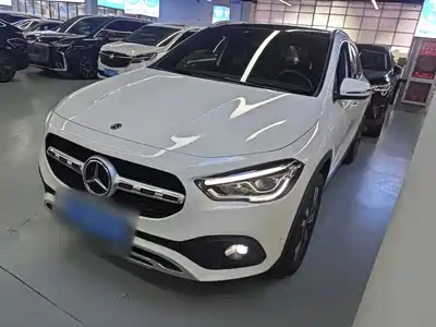Mercedes-Benz GLA 2021