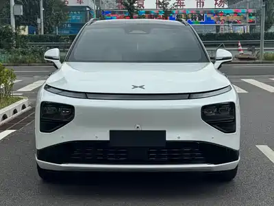 XPeng G9 2025