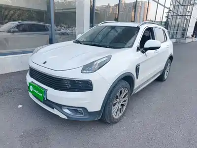 Lynk & Co 01 2018