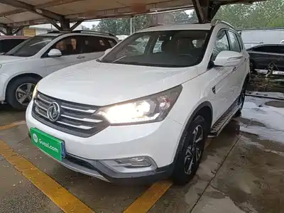Dongfeng Aeolus Fengshen AX7 2017
