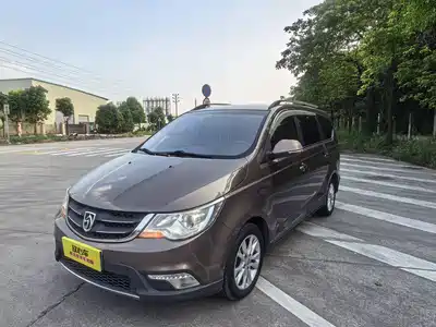 Baojun 730 2015