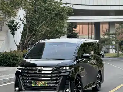 Toyota Vellfire 2023