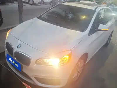 BMW 2 Series Touring 2016
