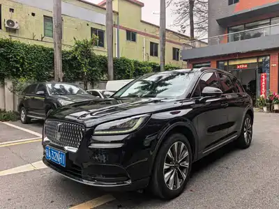 Lincoln Adventurer 2021