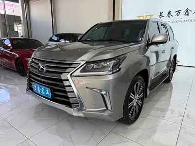 Lexus LX 2017