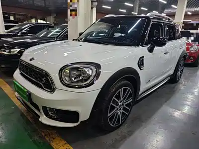MINI COUNTRYMAN 2020