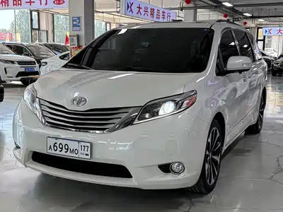 Toyota Sienna 2016