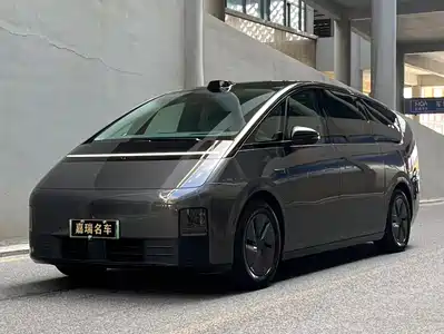 Li Auto MEGA 2024