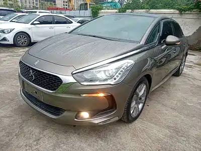 DS 5 2017