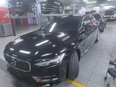 Volvo S90 2020