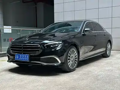 Mercedes-Benz E-Class 2022