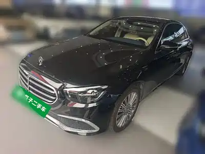 Mercedes-Benz E-Class 2022