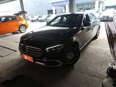 Mercedes-Benz E-Class 2023