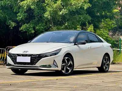 Hyundai Elantra 2023