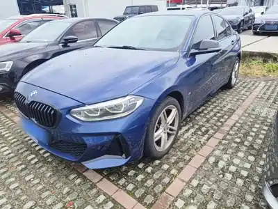BMW 1 Series 2021