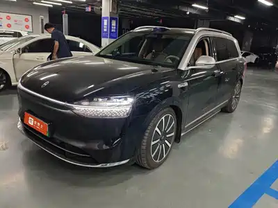 AITO Wenjie M9 2025