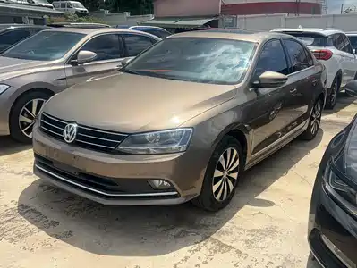 Volkswagen Sagitar 2018