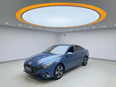 Hyundai Elantra 2022