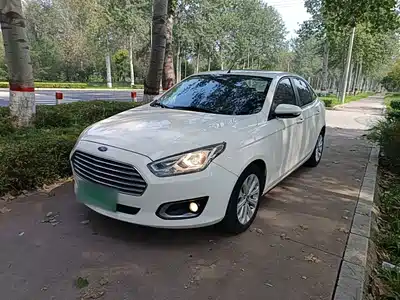 Ford Escort 2015
