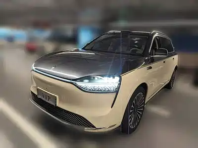 AITO Wenjie M9 2025