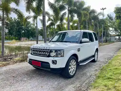 Land Rover Discovery 2015
