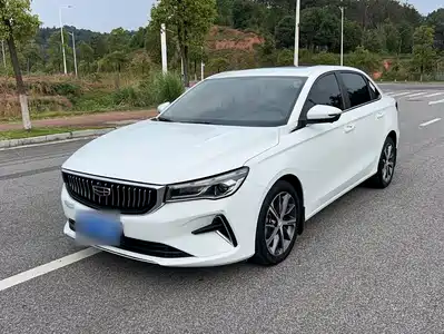 Geely Emgrand 2024