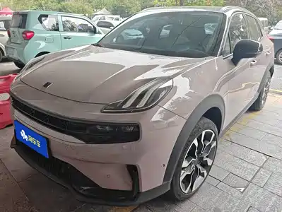 Lynk & Co 06 2022