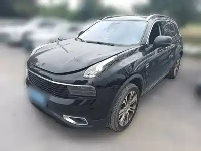 Lynk & Co 01 2020