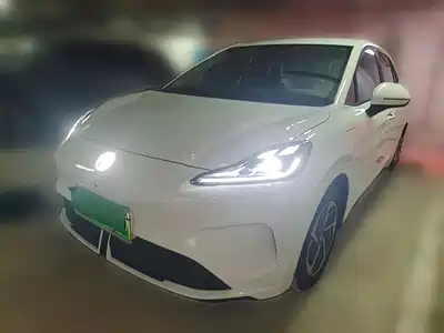 MG MG4 EV 2025