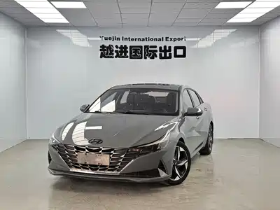 Hyundai Elantra 2022